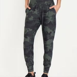 Old Navy High-Waisted PowerSoft Pocket Joggers Size S